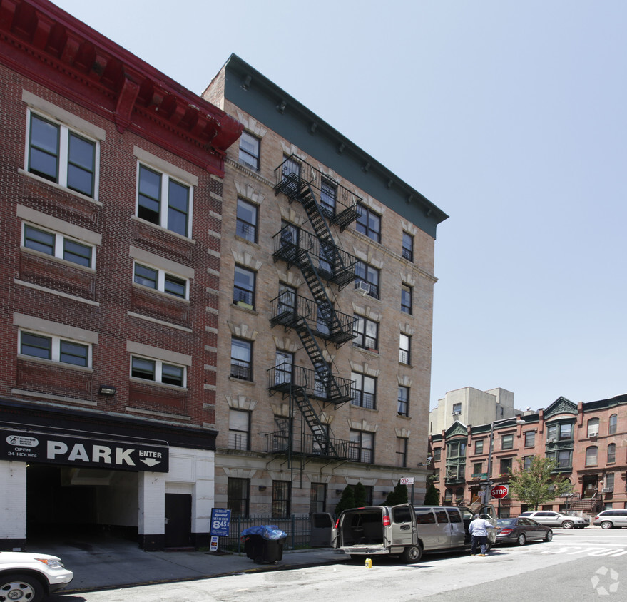 314 W 144th St - 30 Bradhurst Ave