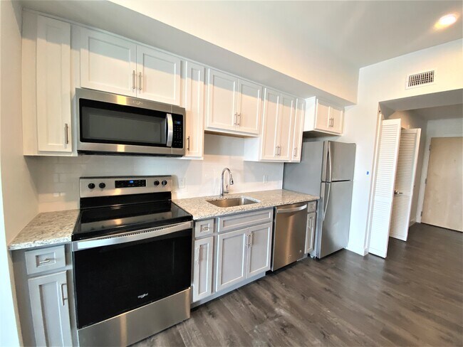 Fully Equipped Kitchens - 550 Lofts - One Bedrooms