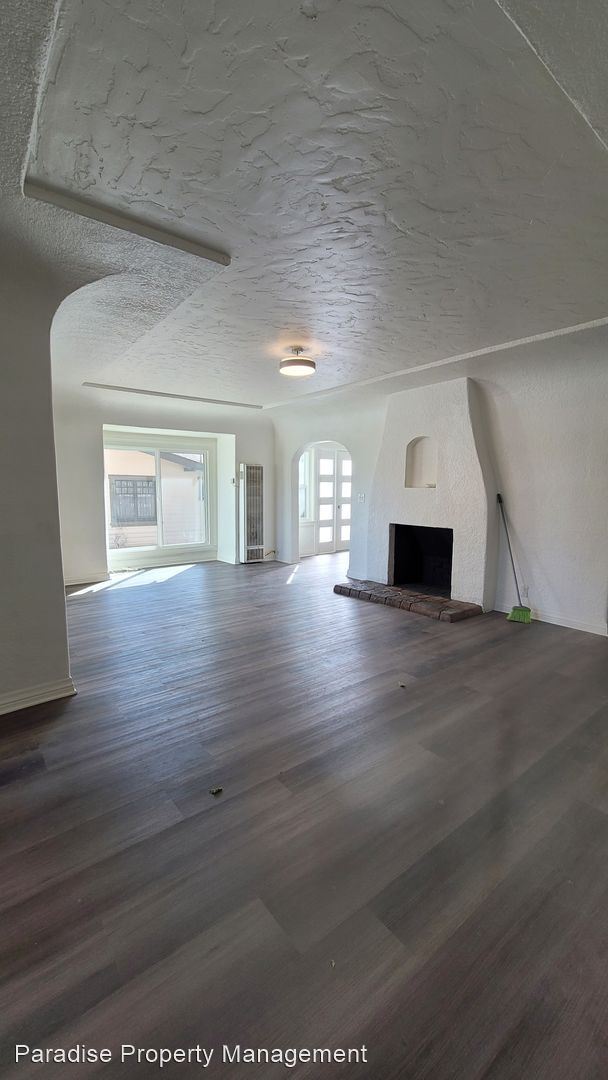 Building Photo - 3 br, 1 bath House - 112 S. 7th St.