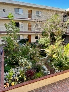 Foto del edificio - 2425 Purdue Ave