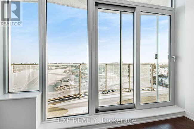 Building Photo - 805 Carling Ave