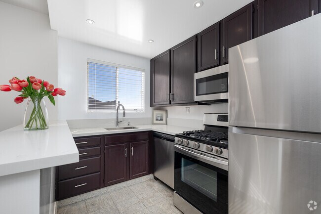 1 dormitorio, 1 baño - 77 m² - Cocina - 10401 Wilshire