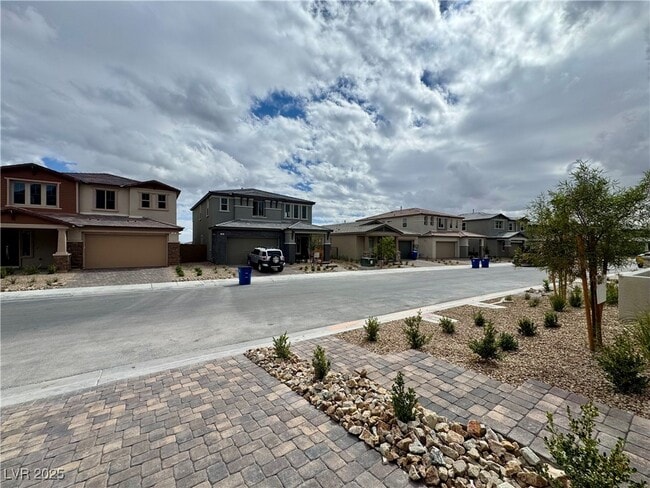 Building Photo - 639 La Vis Acrs Ln