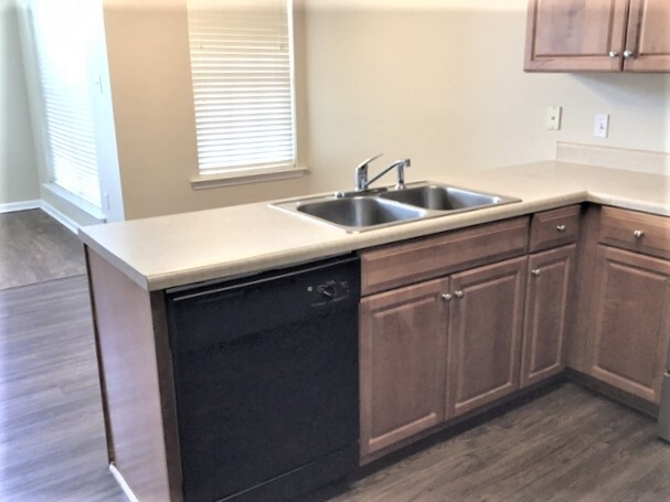 Foto del edificio - 15 Golden Grove Ln