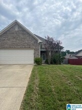 Building Photo - 140 GREENWOOD Cir