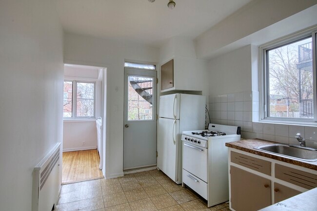 Photo du bâtiment - 3185 Av. Van Horne