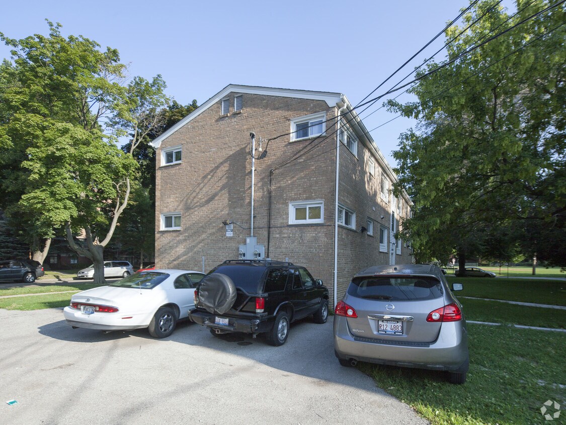 Building Photo - 243 Callan Ave