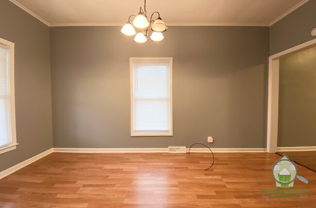 Building Photo - 123 Goodrich St