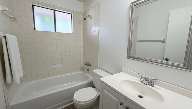Foto del edificio - 2 Bed, 1 Bath Affordable Westside Apartment || Move in Ready!