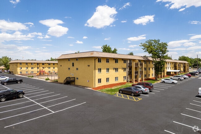 Building Photo - Cherry Ridge