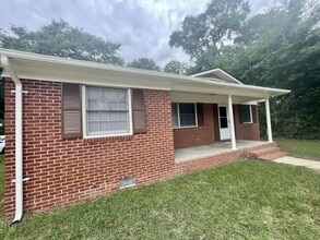 Building Photo - 1402 M.L.K. Jr Dr