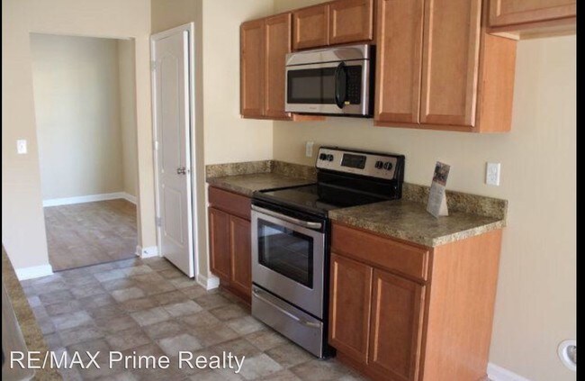 Building Photo - 5 br, 3 bath House - 319 Irish Lane