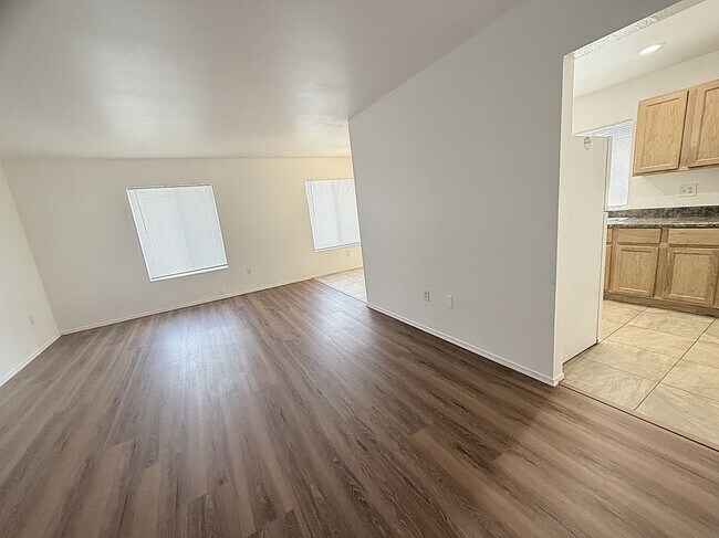 Foto del edificio - 302 E Blueridge Ave