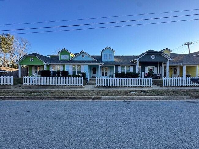 Foto del edificio - 2311 Airline