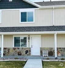 Building Photo - 483 N 2650 W