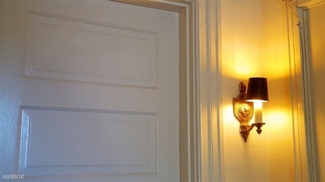 Foto del edificio - 2 br, 1 bath 4plex - 5106 Westminster Pl A...