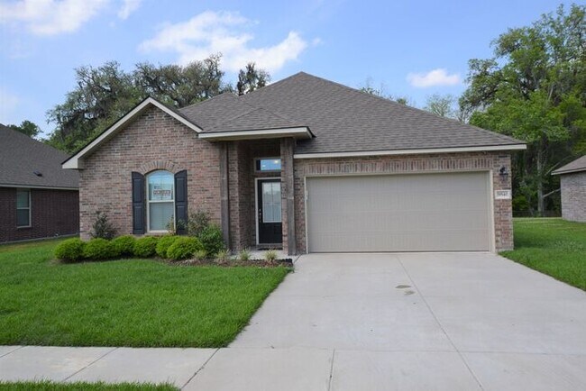 Building Photo - 39540 Legacy Lake Dr
