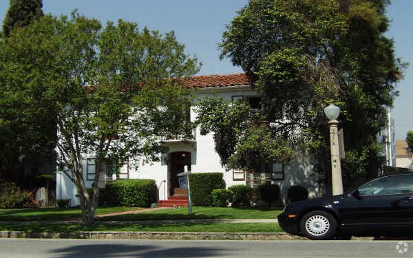 Primary Photo - 331 Cajon St