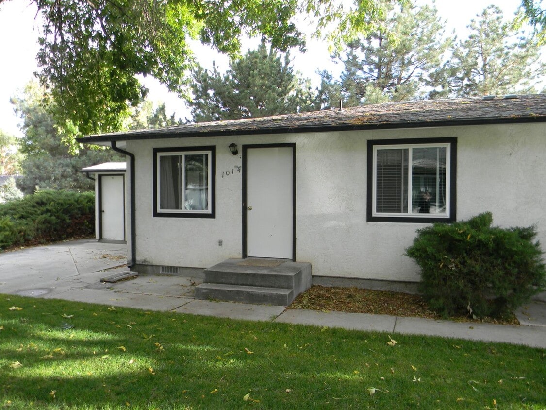Primary Photo - 2bed, 1bath, 800 Sq.ft. apartment - Nampa ...