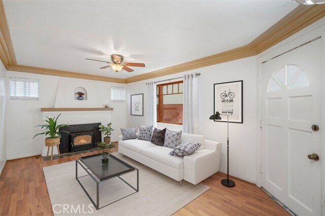 Foto del edificio - 832 Cypress Ave