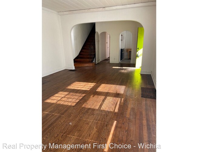 Foto del edificio - 3 br, 2 bath House - 4117 E Lewis St