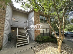 Building Photo - 3839 Dry Creek Dr