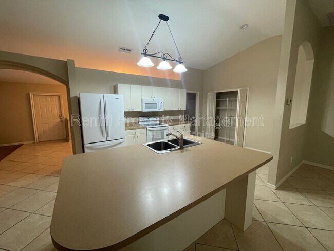 Foto del edificio - 1710 SW 10th Pl