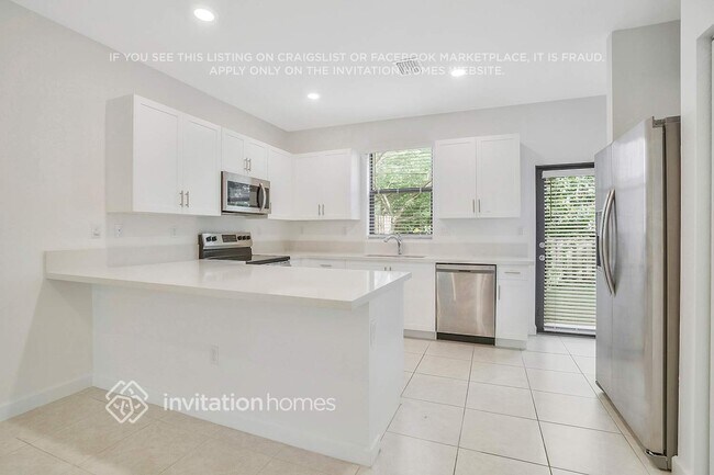 Foto del edificio - 1640 SW 29th St
