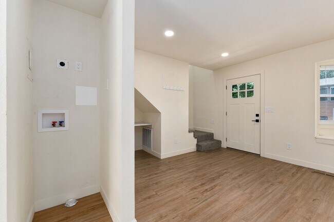 Foto del edificio - 1624 Banyan Dr