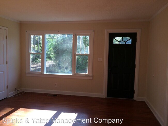 Foto del edificio - 3 br, 1 bath House - 295 Youngs Mill Rd