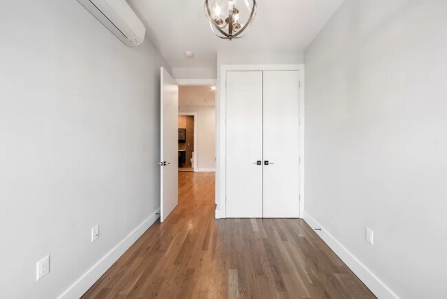 Foto del edificio - 632 Sterling Pl