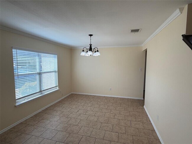 Foto del edificio - 2203 Bluebonnet Dr