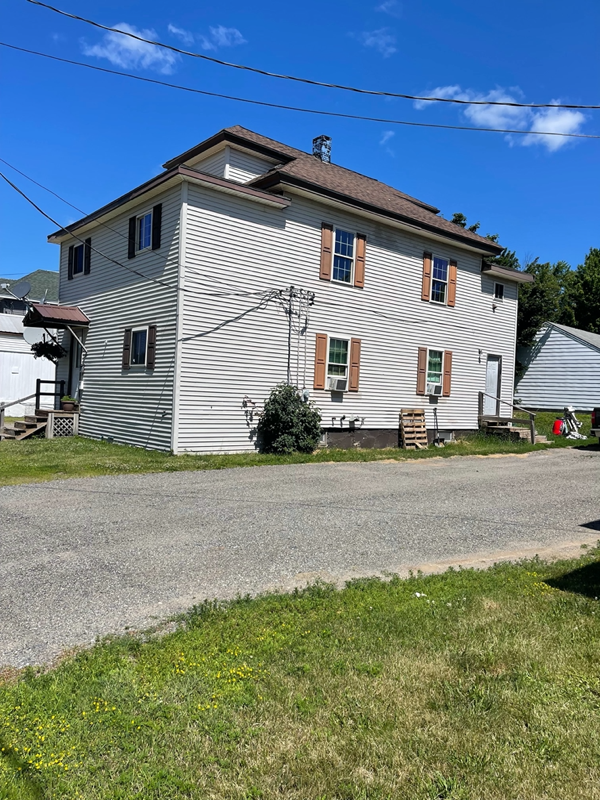 Building Photo - 109 Main St