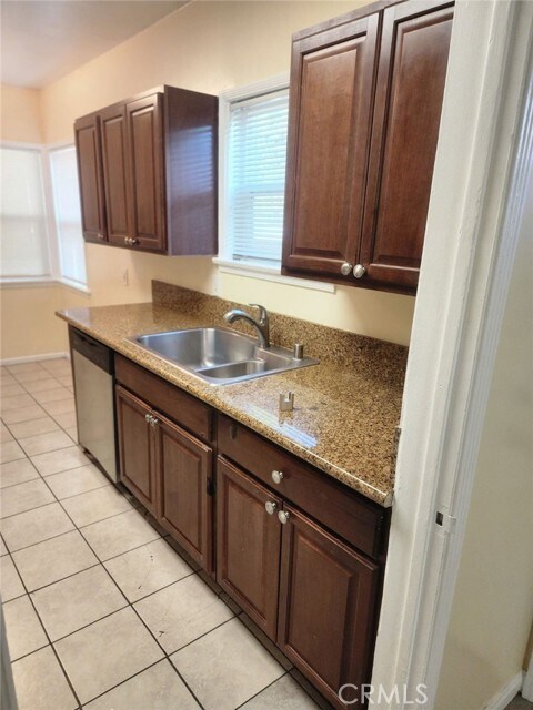Foto principal - 44611 Date Ave