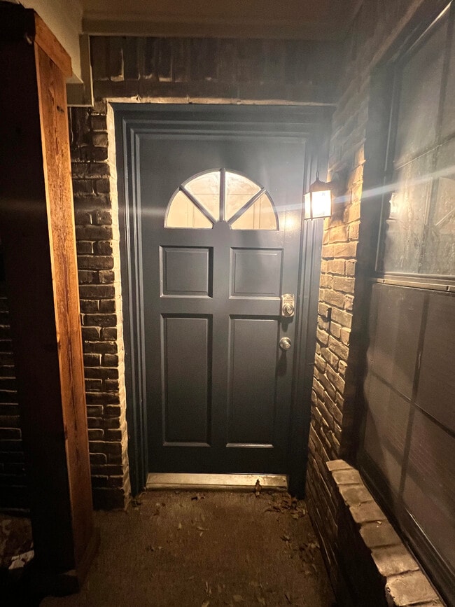 Photo - 356 Park Brook Dr House