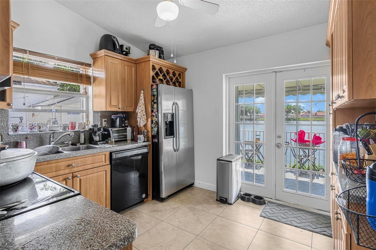 Foto del edificio - 8520 NW 193rd Ln