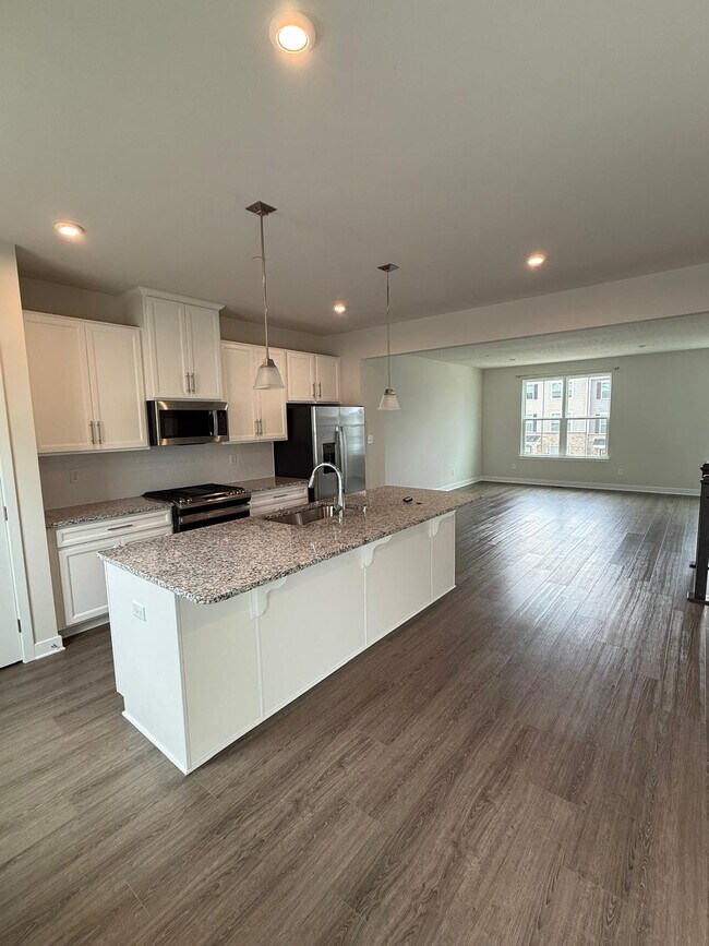 Foto del edificio - 9005 Hickory Rd