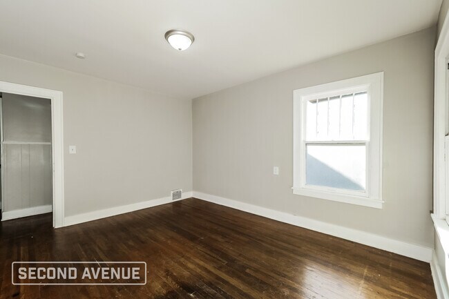 Foto del edificio - 3331 Benton Blvd