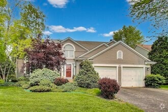 Building Photo - 167 Southfield Dr
