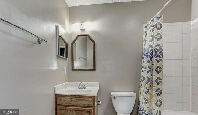 Building Photo - 307 Stafford Mews Ln