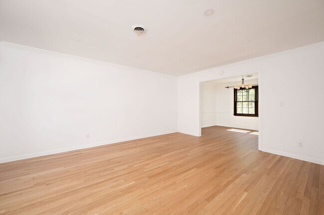 Foto del edificio - Spacious Canterbury Hills Home