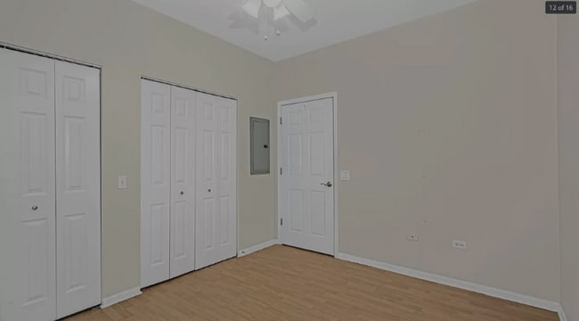 Building Photo - 948 W 15th Pl