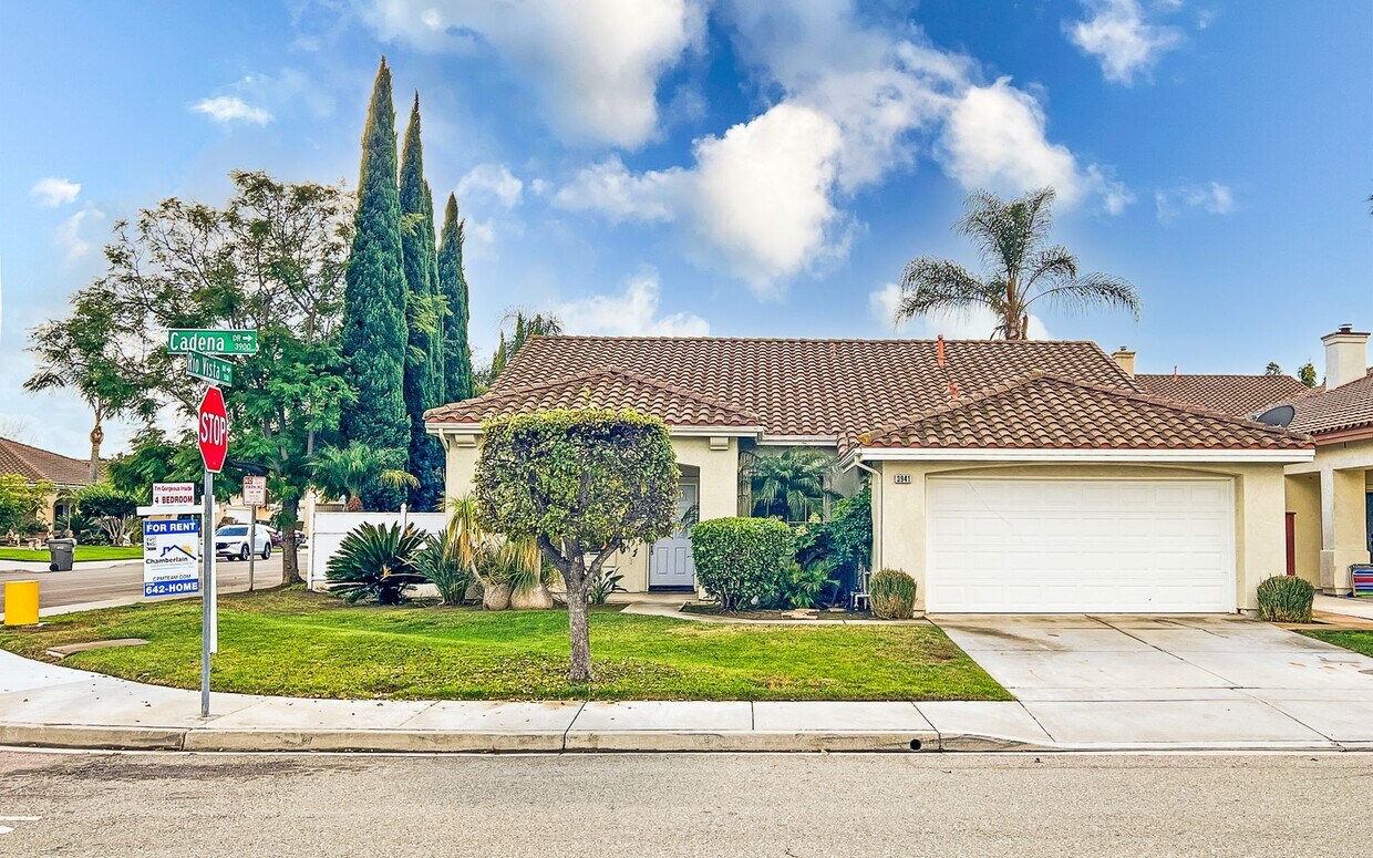 Primary Photo - Single Story 4 Bedroom Home in Oceanside!