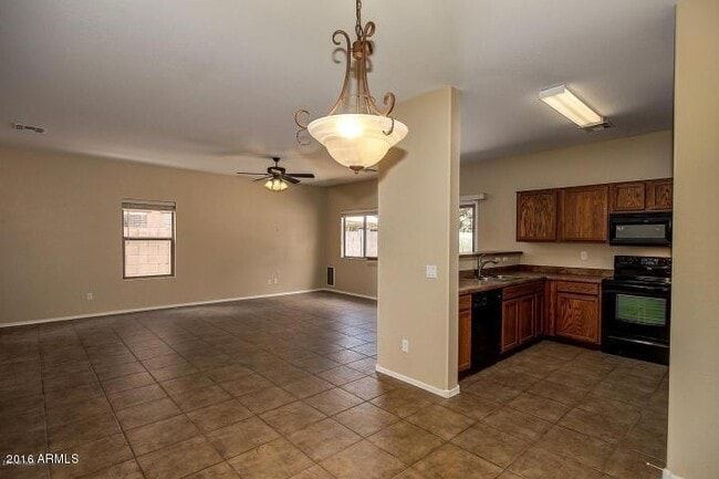 Building Photo - 7034 McMahon Way