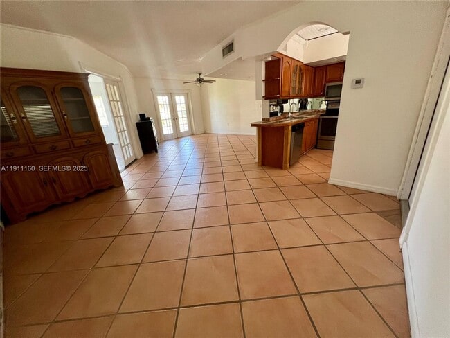 Foto del edificio - 2825 NE 201st Terrace