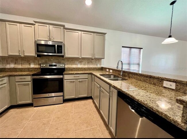 Building Photo - 959 Andalusia Loop