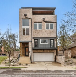 Building Photo - 119 30th Ave