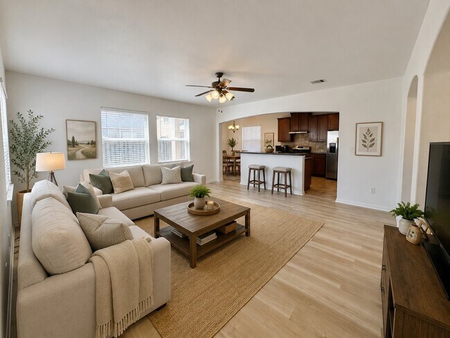 Building Photo - 14239 Oro Valley Dr