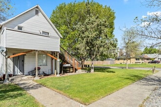 Building Photo - 227 E Ermina Ave