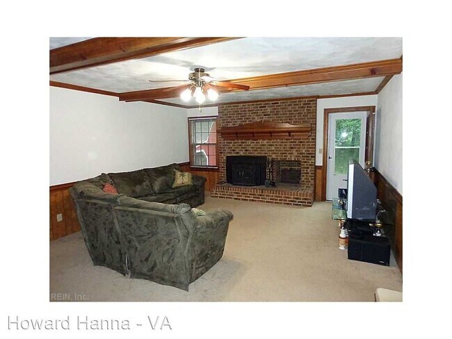 Foto del edificio - 4 br, 2 bath House - 125 Waterfield Avenue